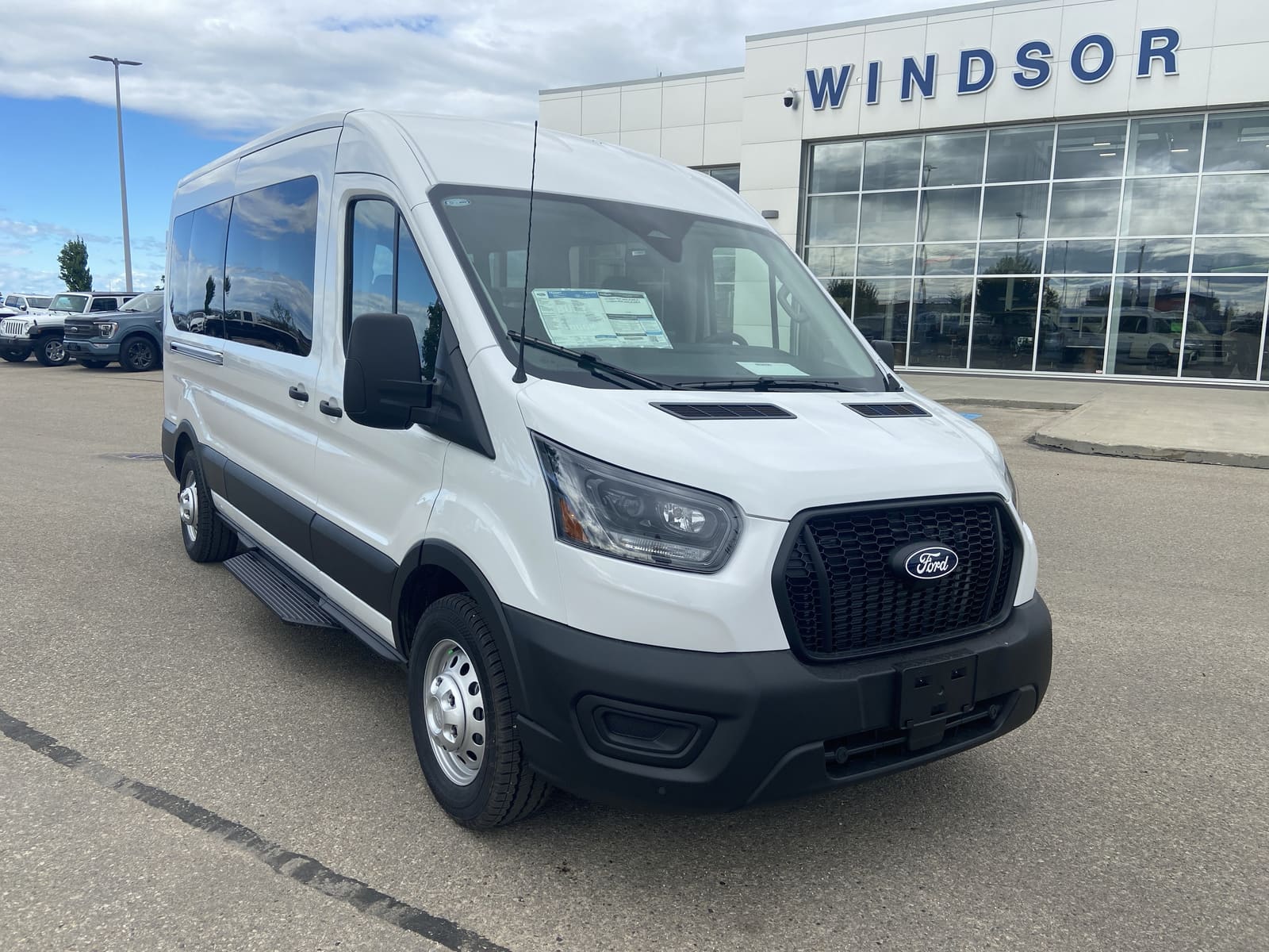 2026 Ford Transit Passenger Wagon XL — photo 1 of 24