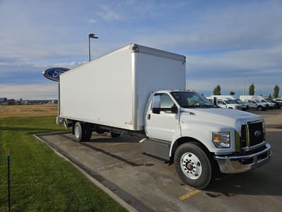 2027 FORD F750 REGULAR CAB DOCK HGT