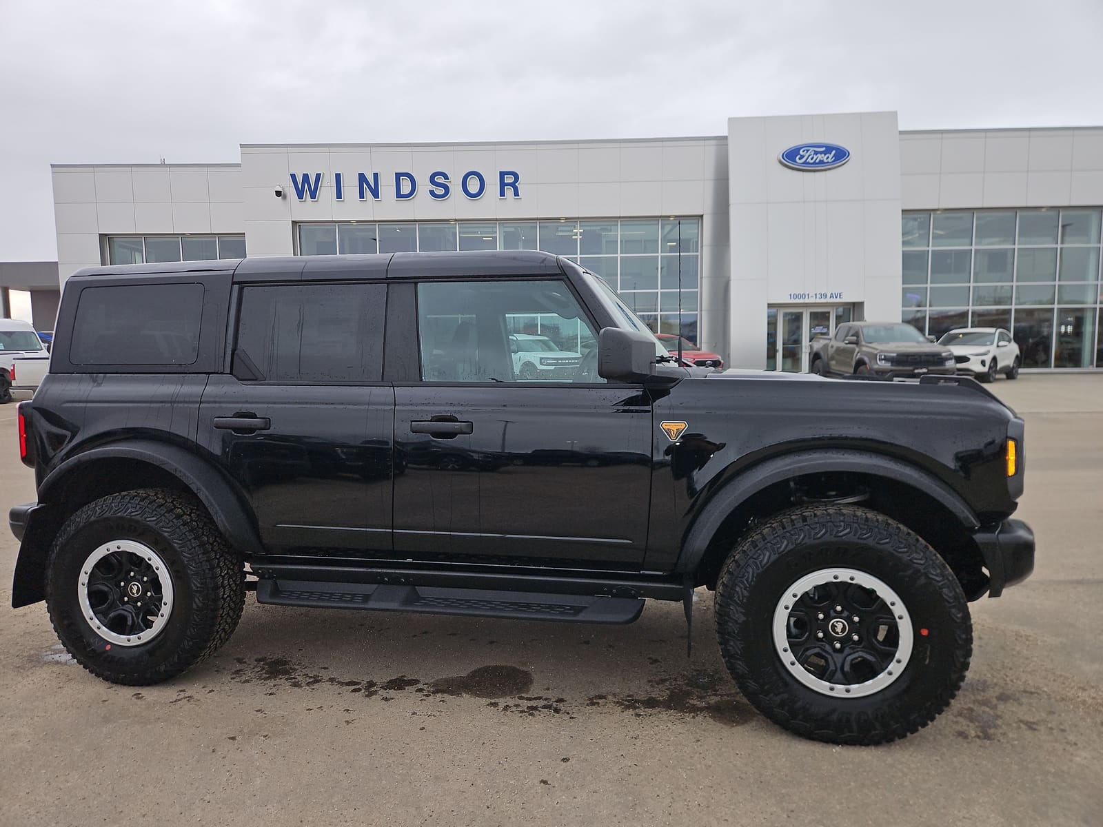 2026 Ford Bronco Badlands — photo 1 of 22