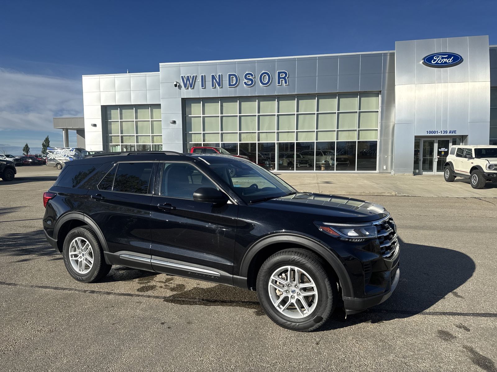 2025 Ford Explorer Active — photo 1 of 24