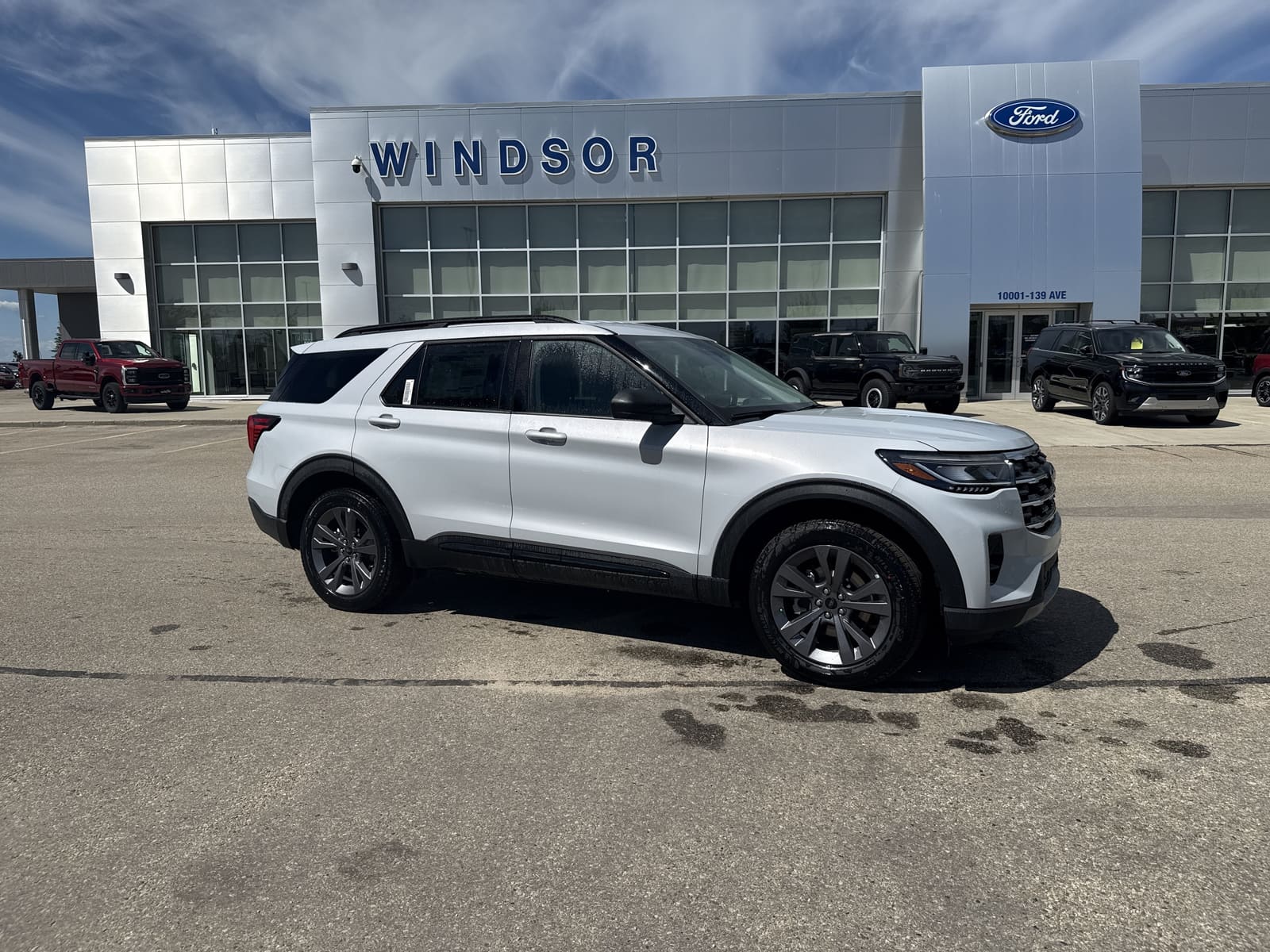 2026 Ford Explorer Active w/200A Pkg — photo 1 of 24