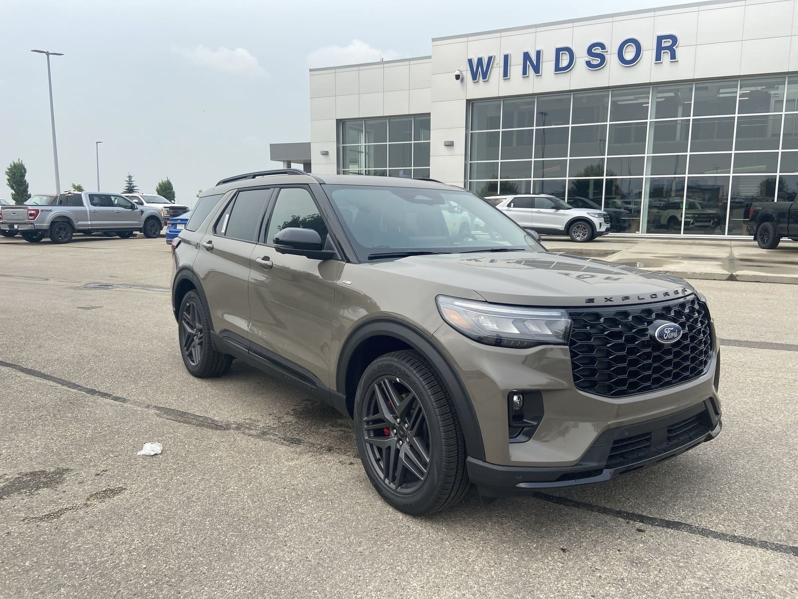 2026 Ford Explorer ST-Line — photo 1 of 34