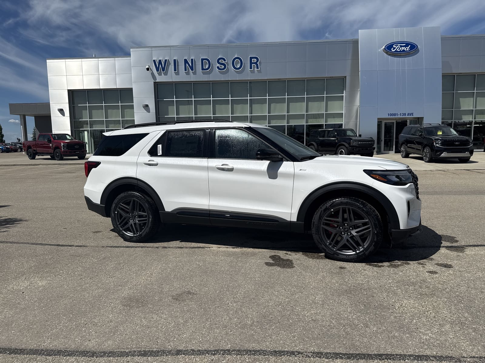2026 Ford Explorer ST-Line — photo 1 of 24
