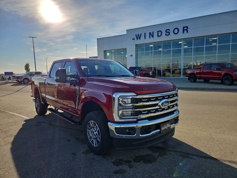 2026 Ford Super Duty F-350 SRW LARIAT