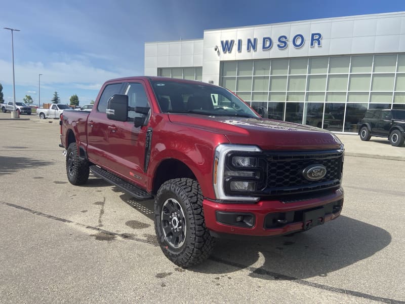2026 Ford Super Duty F-350 SRW LARIAT