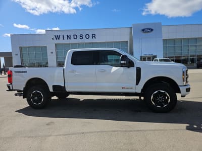 2026 Ford Super Duty F-350 SRW LARIAT