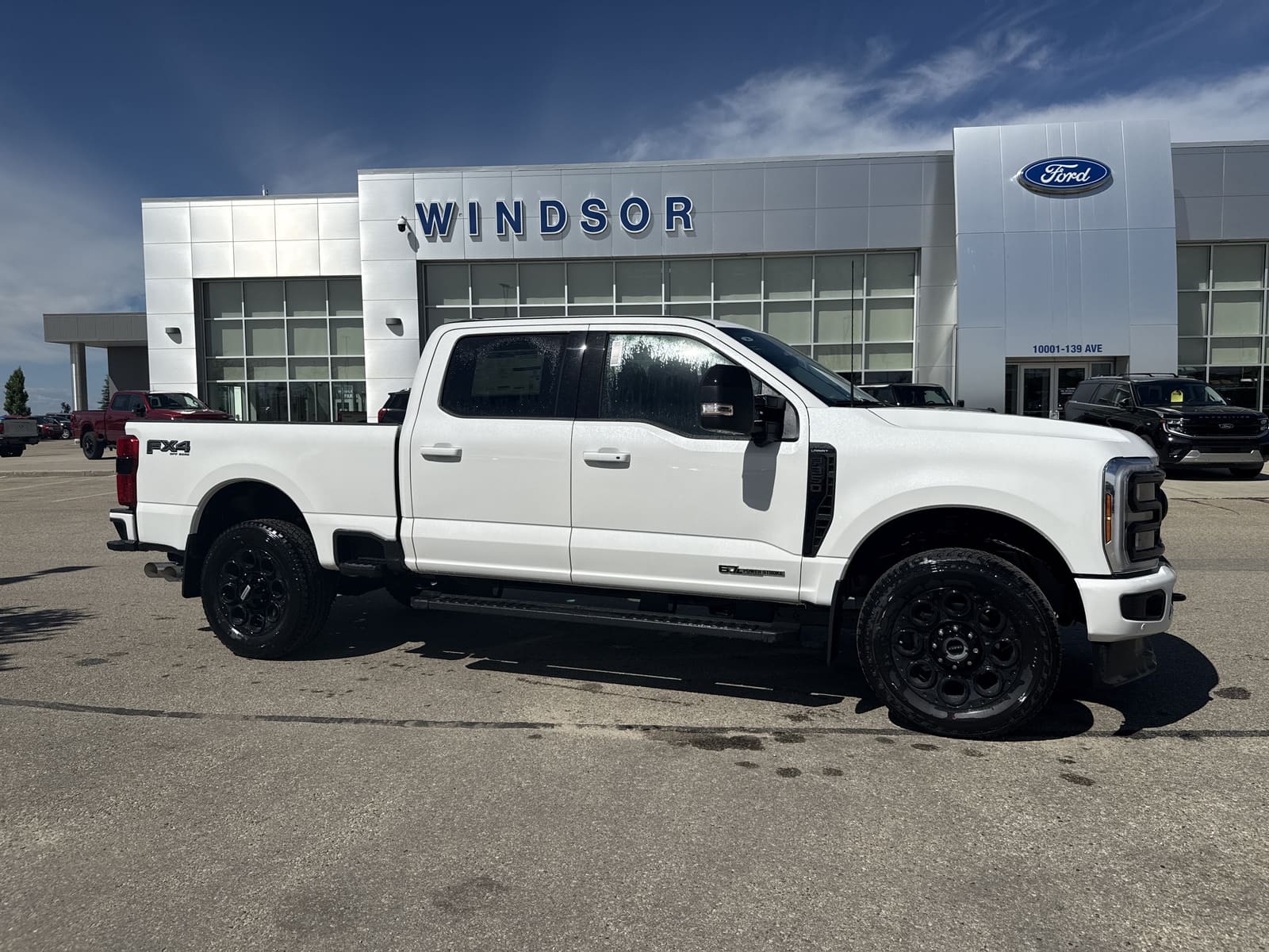 2026 Ford Super Duty F-350 SRW LARIAT — photo 1 of 23