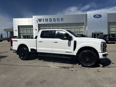 2026 Ford Super Duty F-350 SRW LARIAT