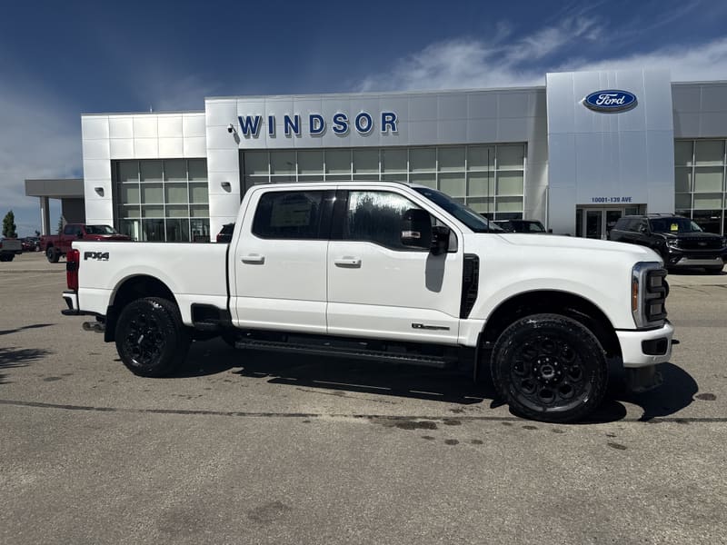 2026 Ford Super Duty F-350 SRW LARIAT