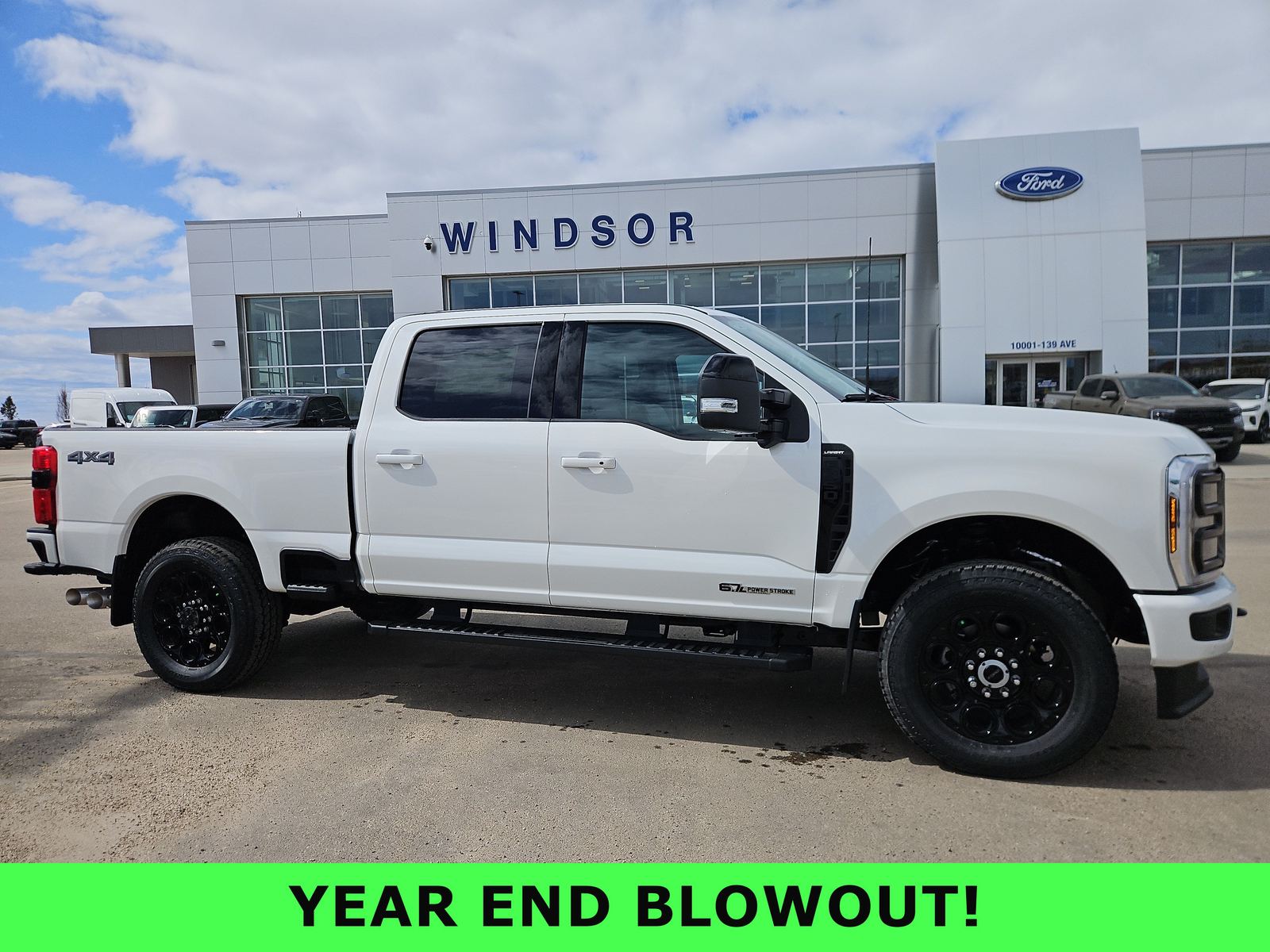 2026 Ford Super Duty F-350 SRW LARIAT — photo 1 of 22