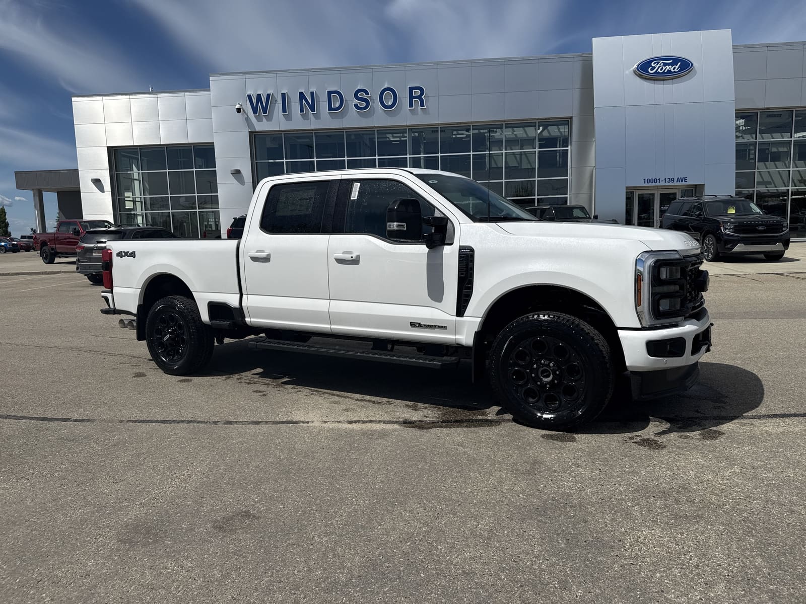2026 Ford Super Duty F-350 SRW LARIAT — photo 1 of 24