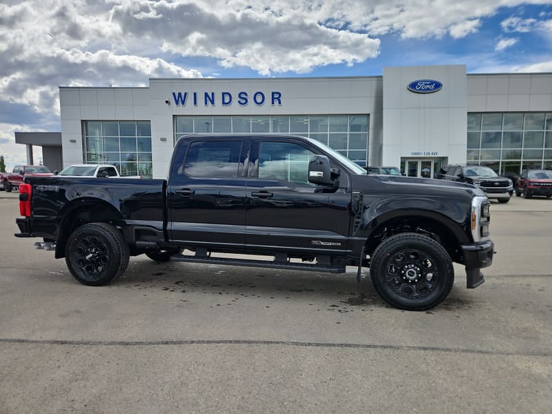 2026 Ford Super Duty F-350 SRW LARIAT