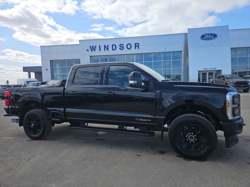 2026 Ford Super Duty F-350 SRW LARIAT