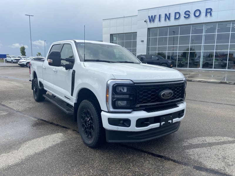 2026 Ford Super Duty F-350 SRW LARIAT