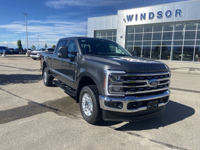 2026 Ford Super Duty F-350 SRW XLT