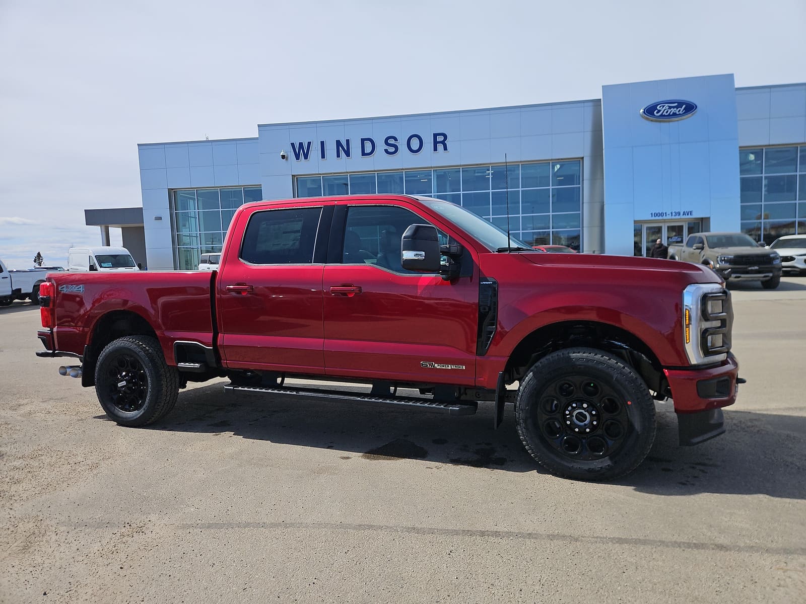 2026 Ford Super Duty F-350 SRW LARIAT — photo 1 of 21