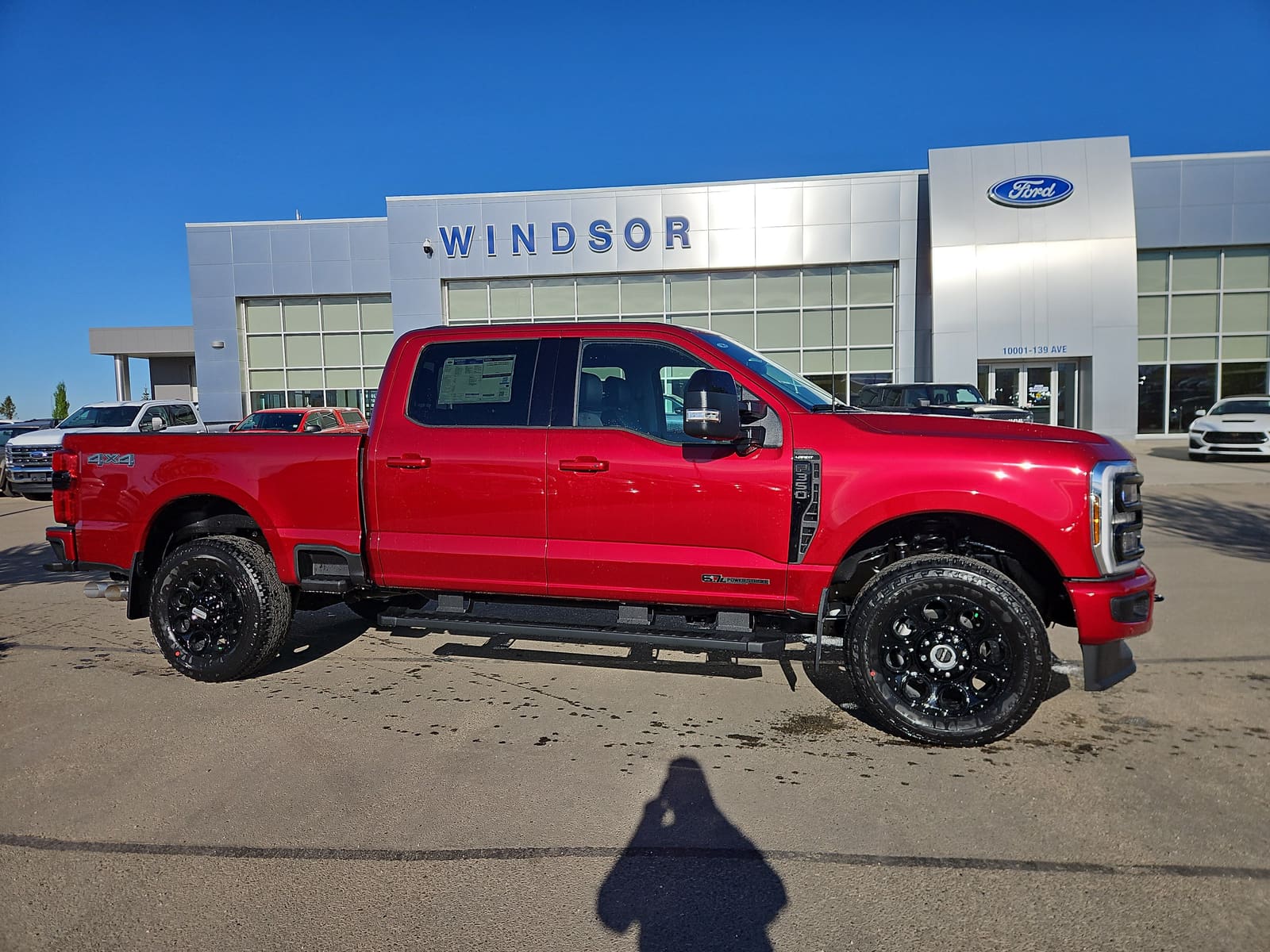 2026 Ford Super Duty F-350 SRW LARIAT — photo 1 of 22
