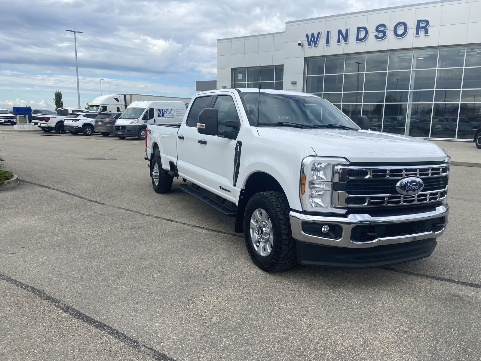2024 Ford Super Duty F-350 SRW — photo 1 of 32