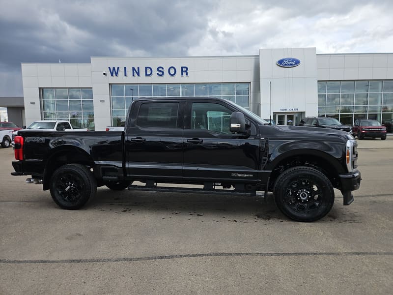 2026 Ford Super Duty F-350 SRW XLT