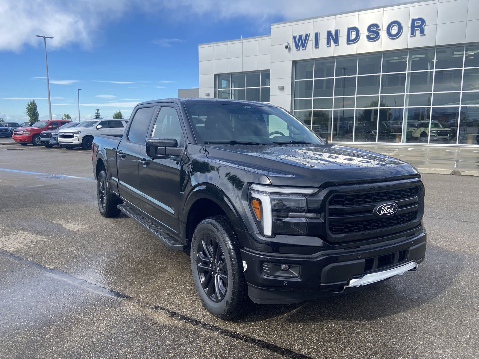 2026 Ford F-150 LARIAT — photo 1 of 30