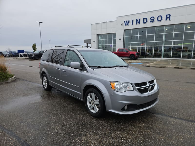 2017 Dodge Grand Caravan Crew Plus