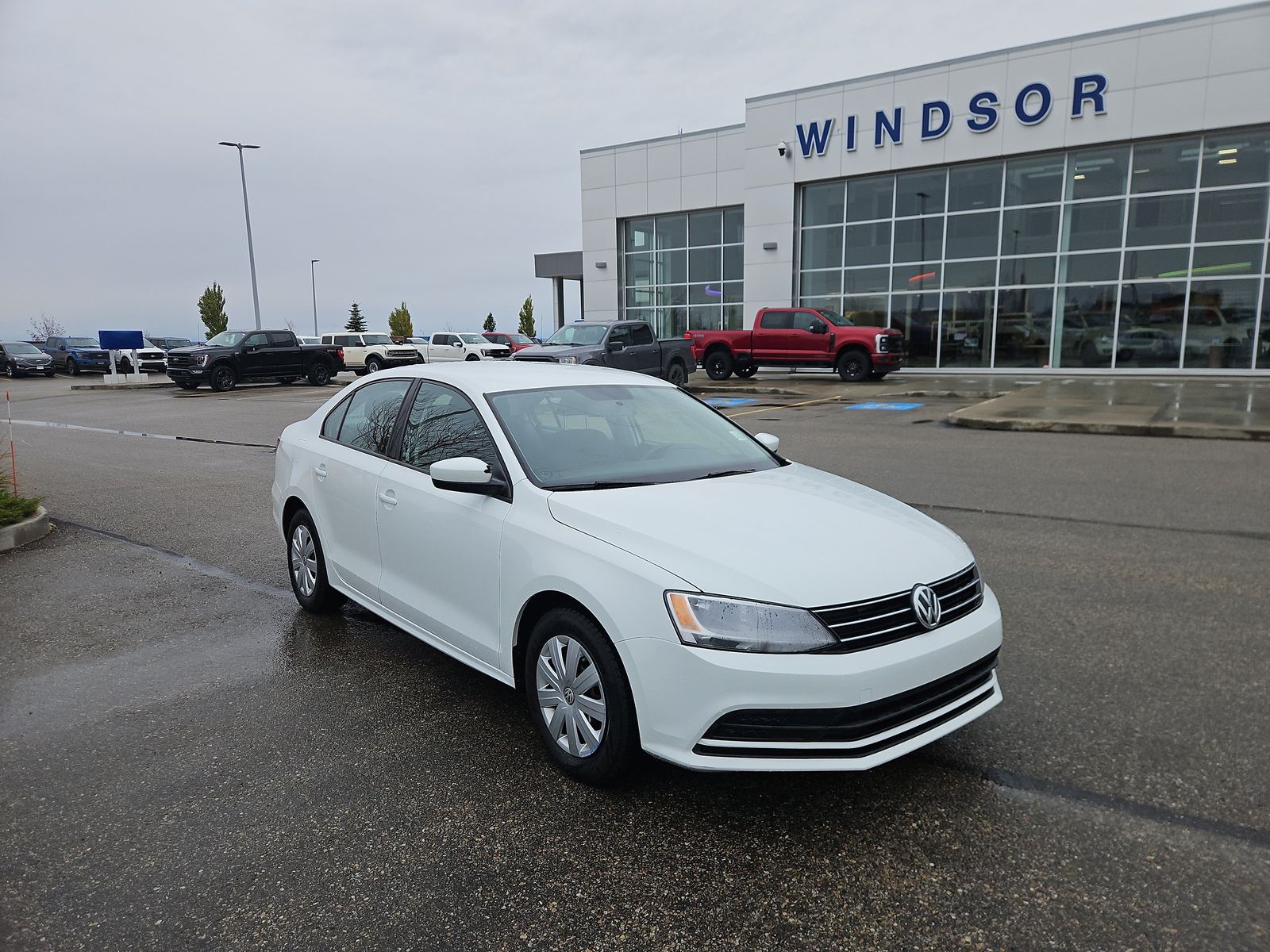 2017 Volkswagen Jetta Sedan Trendline+ — photo 1 of 32